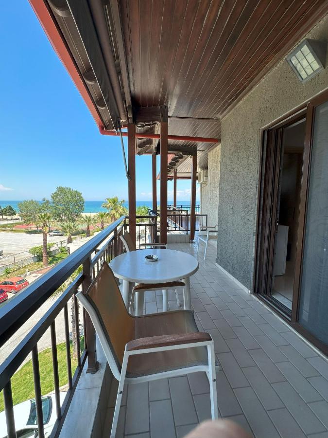 Hotel Afrodite Néoi Póroi Buitenkant foto
