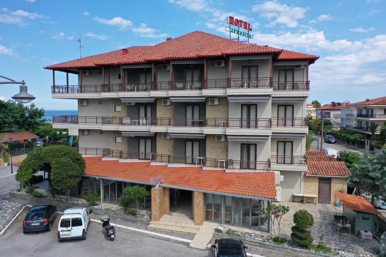 Hotel Afrodite Néoi Póroi Buitenkant foto
